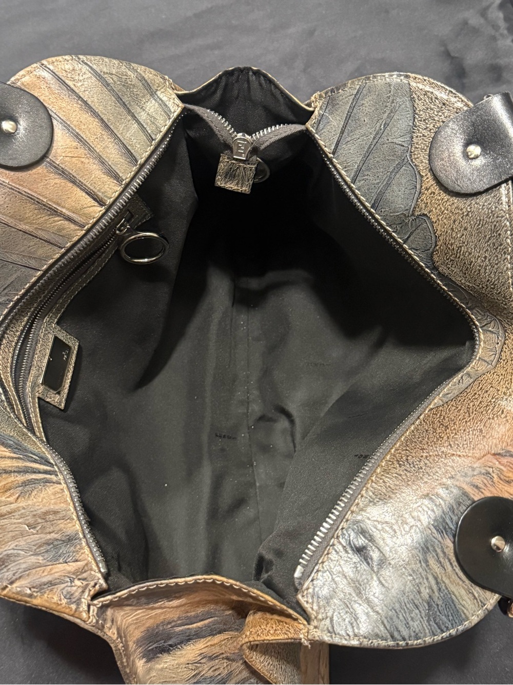 FENDI Trapezio Bag - Picture 4 of 5